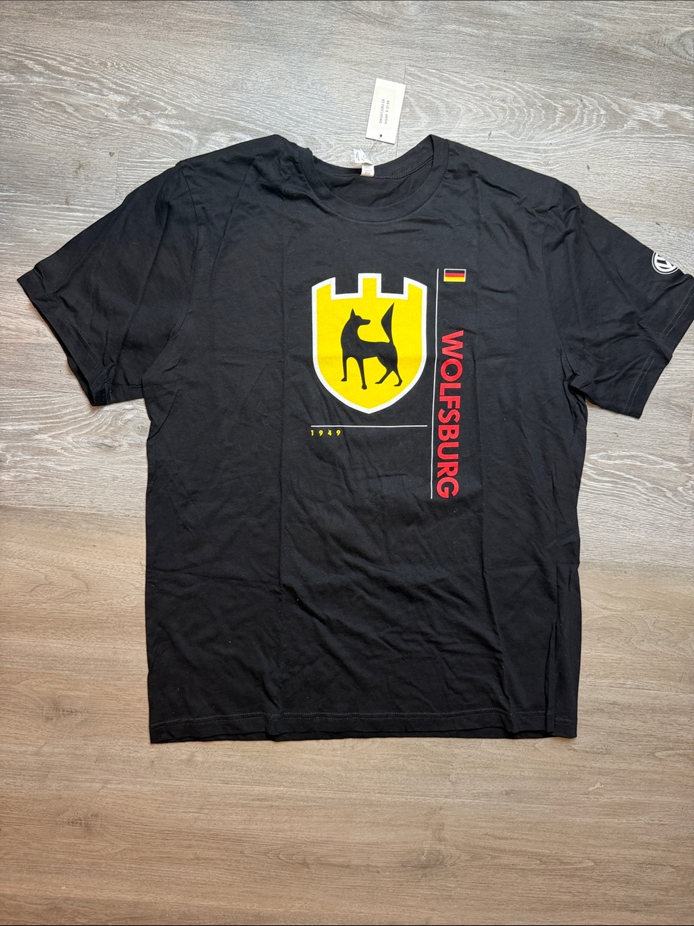 Wolfsburg Volkswagen Graphic Short Sleeve Tee - Black with Yellow Shield XXL New
